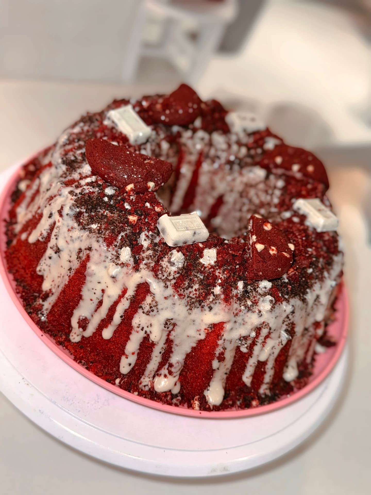 Red Velvet Cookies & Cream Pound Cake