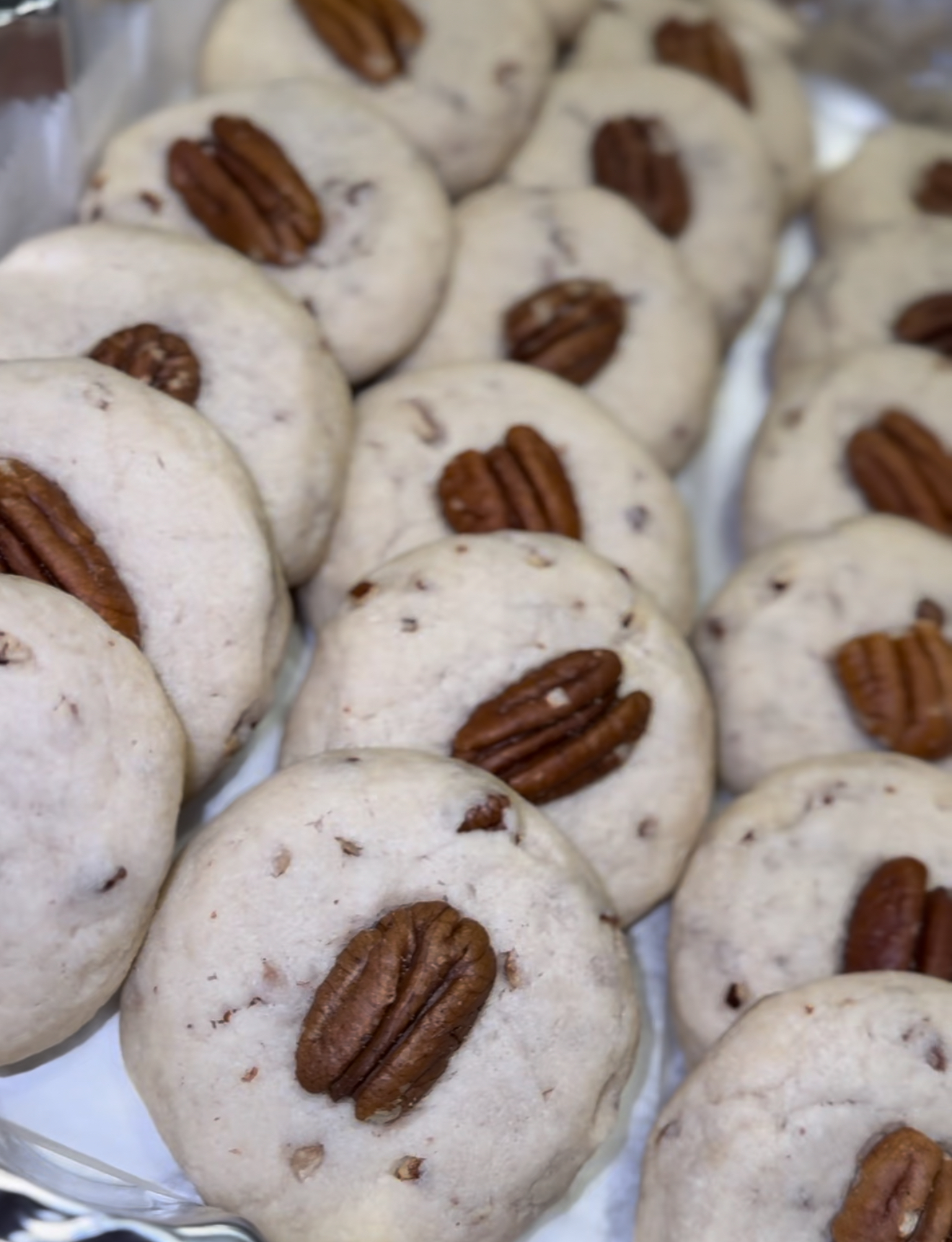 Soft Pecan Shortbread Cookies